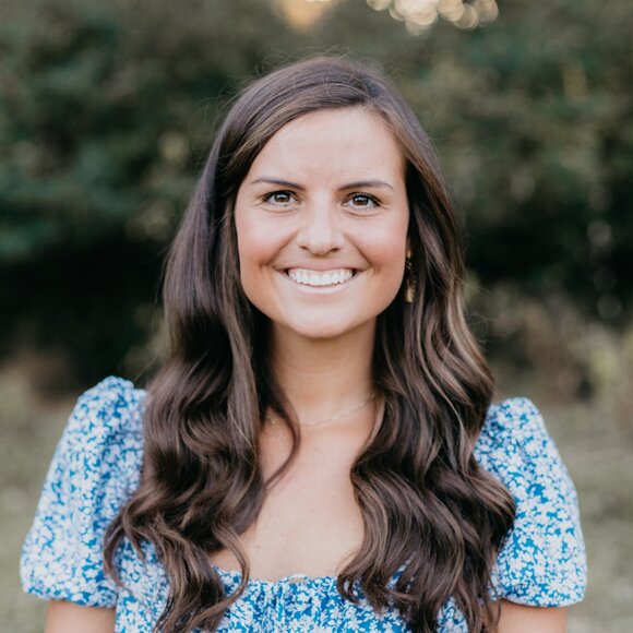 Meet your Posher, Kait - Picture 1 of 1